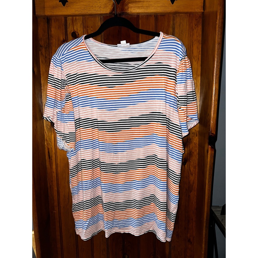 LuLaRoe Olive tulip sleeve Women's 3XL Tunic Top Striped size‎ 3xl